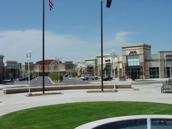 Richmond Centre: Barnes Mill Road & I-75, Richmond, KY 40475